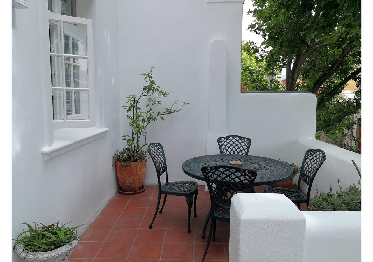 19 Loader Street, De Waterkant * Cape Town